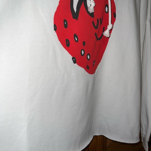 Levi’s 3X Graphic hoodie. NWT - Picture 5 of 8